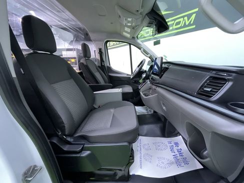 Used 2022 Ford Transit 250 Low Roof AWD image 29