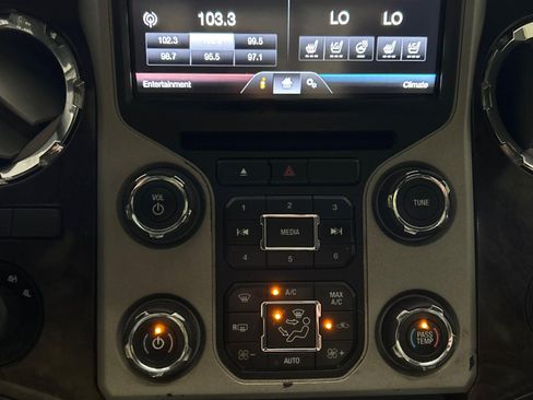Used 2016 Ford F350 Platinum w/ Platinum Package AWD/4WD image 15