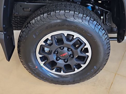New 2026 Toyota Tacoma TRD Off-Road AWD/4WD image 16
