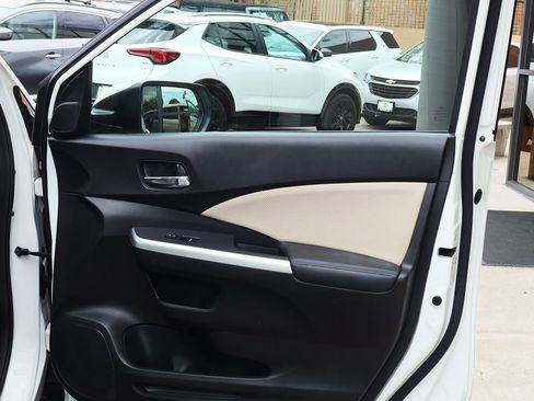 Used 2016 Honda CR-V Touring image 34