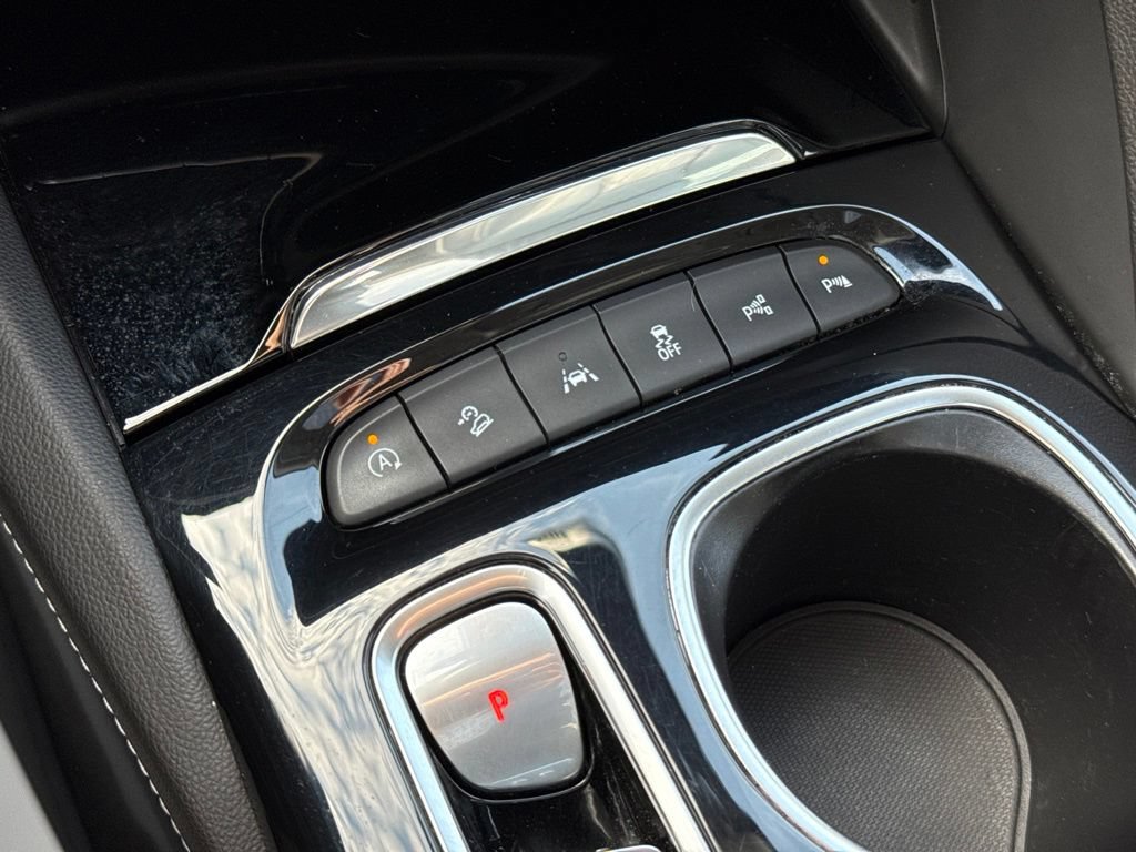 Used 2023 Buick Envision Avenir AWD/4WD image 43