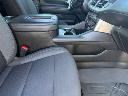 Used 2023 Chevrolet Tahoe LS image 32