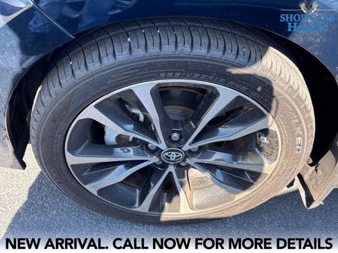 Used 2019 Toyota Corolla SE w/ SE Premium Package FWD image 7