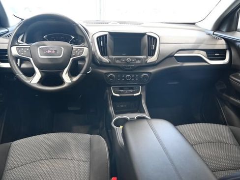 Used 2022 GMC Terrain SLE w/ Driver Convenience Package FWD image 12