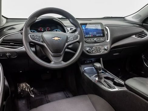 Used 2023 Chevrolet Malibu LT w/ Driver Confidence Package FWD image 7