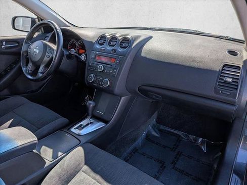 Used 2011 Nissan Altima 3.5 SR FWD image 19