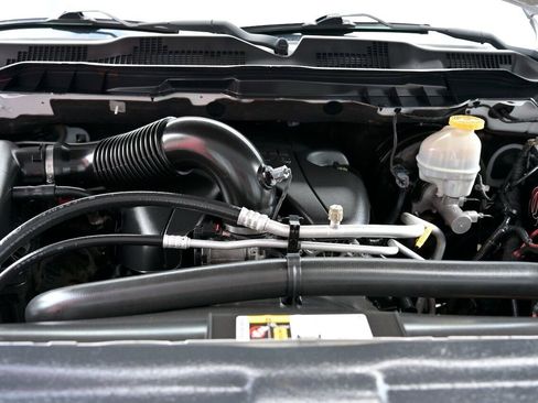 Used 2018 RAM 1500 Tradesman image 19