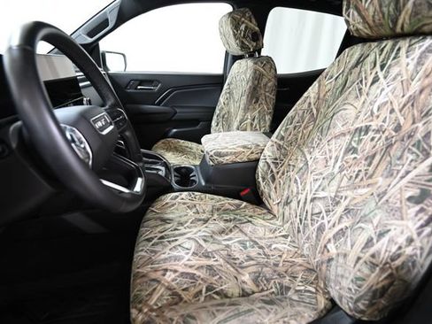 Used 2024 GMC Canyon Elevation w/ Elevation Premium Package AWD/4WD image 8