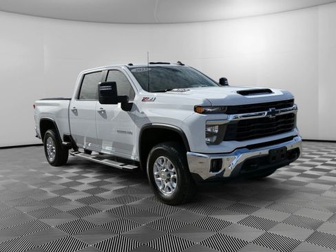 Used 2025 Chevrolet Silverado 2500 LT w/ All Star Edition AWD/4WD image 7