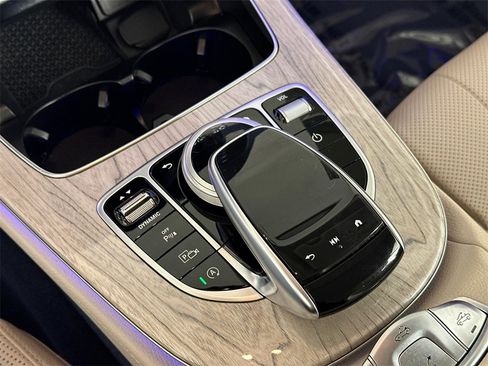 Used 2022 Mercedes-Benz E 450 Cabriolet image 30