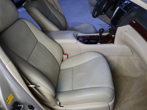 Used 2012 Lexus LS 460 Base 4dr Sedan image 13