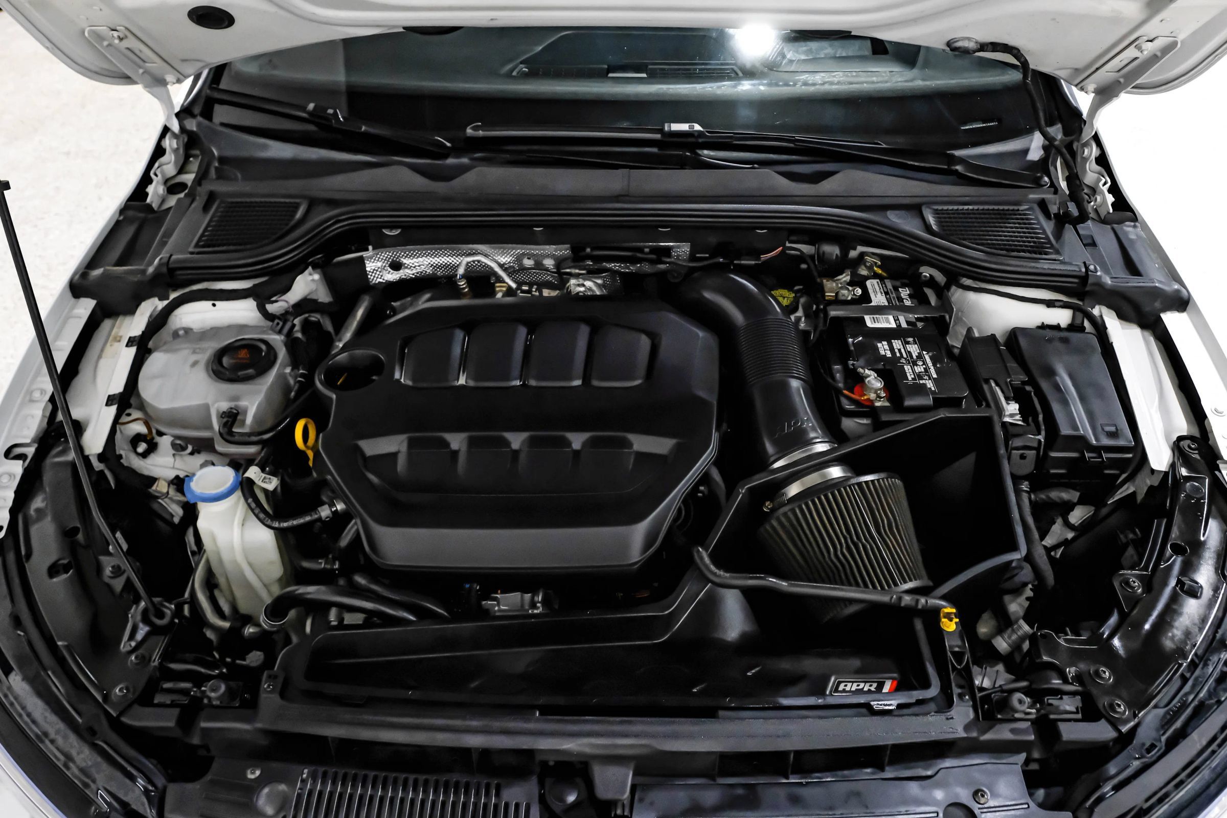 Used 2022 Volkswagen Golf R AWD/4WD image 73