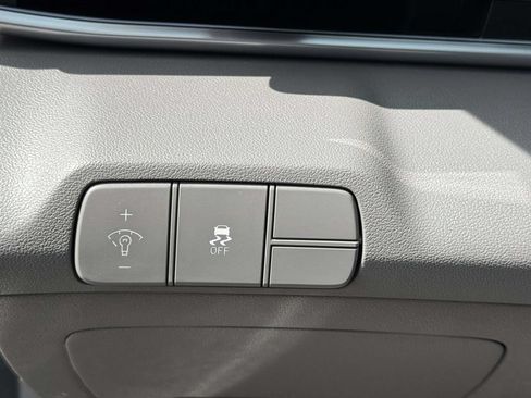 Certified 2024 Hyundai Elantra SEL w/ Convenience Package FWD image 21