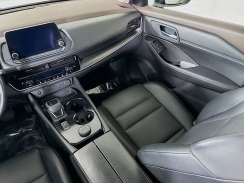 Certified 2023 Nissan Rogue SV w/ SV Premium Package image 26