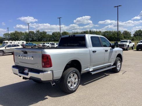 New 2026 RAM 2500 Big Horn AWD/4WD image 7