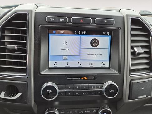 Used 2019 Ford Expedition Max XLT w/ Equipment Group 202A AWD/4WD image 15