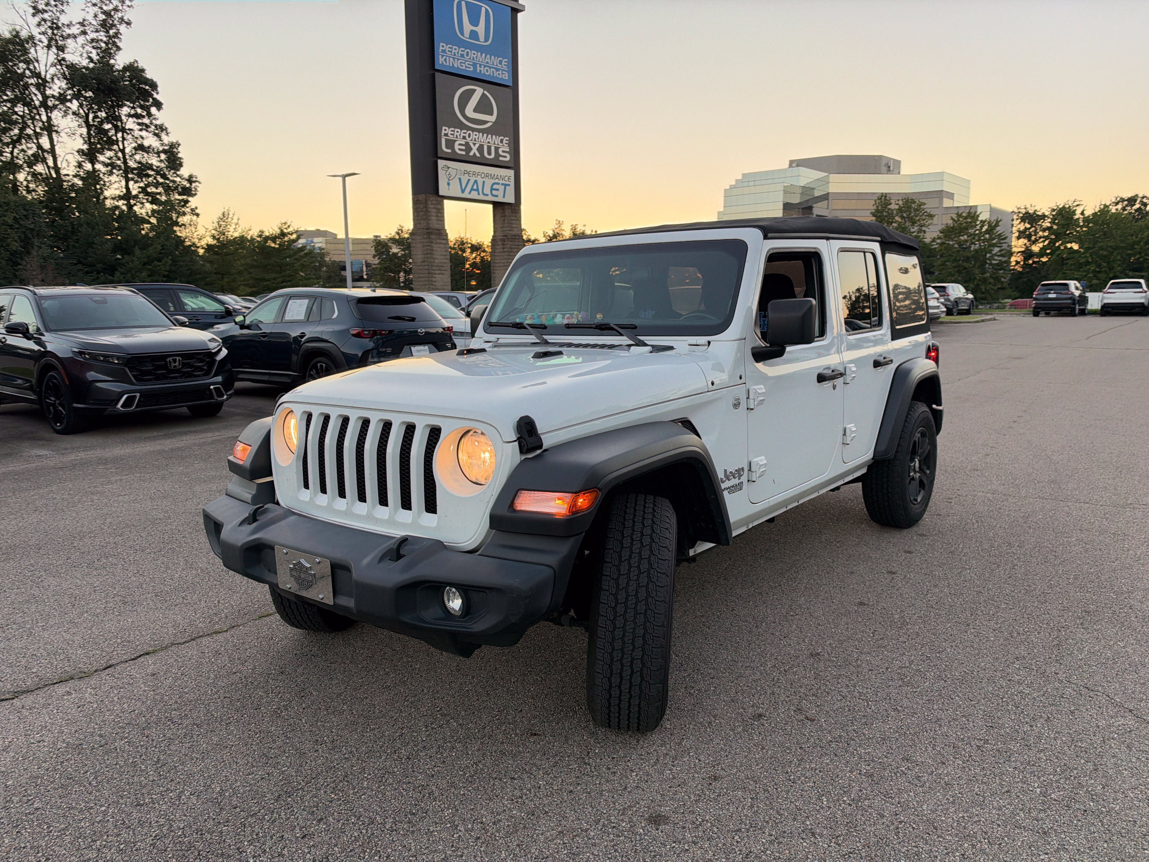 Used 2021 Jeep Wrangler Unlimited Sport AWD/4WD image 12