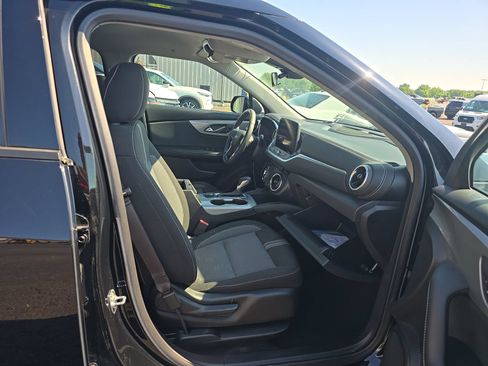 Used 2024 Chevrolet Blazer LT FWD image 14