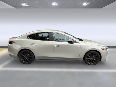 Used 2025 MAZDA MAZDA3 s FWD image 6