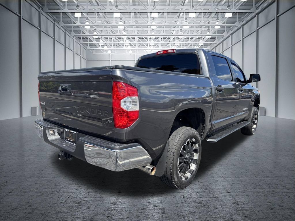 Used 2016 Toyota Tundra SR5 w/ SR5 Upgrade Package AWD/4WD image 6