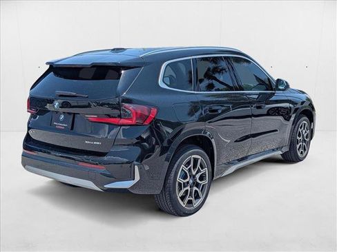 Used 2025 BMW X1 xDrive28i w/ Convenience Package image 2