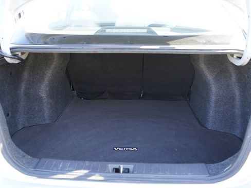 Used 2020 Nissan Versa SV FWD image 23