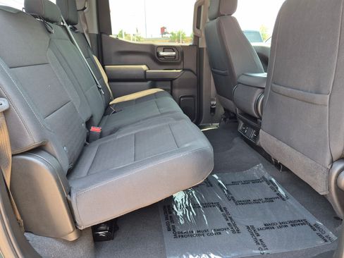 Used 2025 Chevrolet Silverado 1500 Custom Trail Boss AWD/4WD image 26