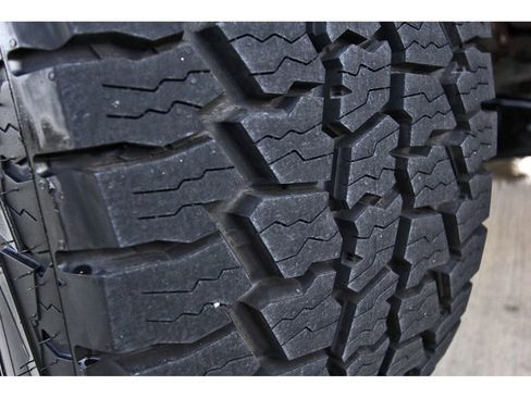 Used 2017 RAM 2500 Power Wagon w/ Luxury Group image 30