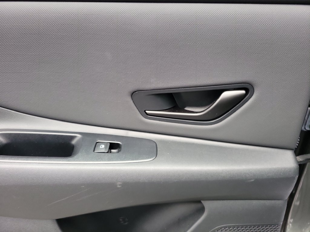 Used 2026 Hyundai Elantra Sport FWD image 15