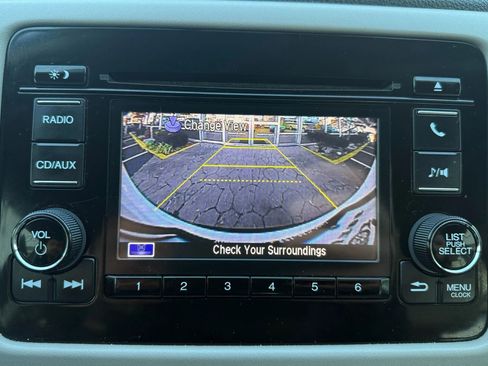 Used 2016 Honda HR-V LX image 16