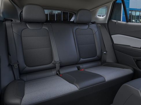 New 2026 Chevrolet Trax LT w/ Driver Confidence Package image 32