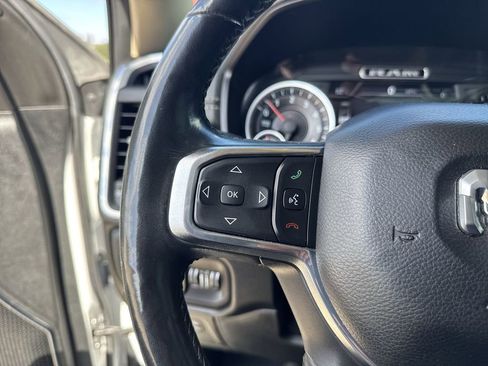 Used 2019 RAM 1500 Laramie image 17