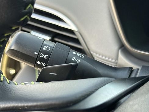 Used 2025 Subaru Outback Onyx Edition image 40