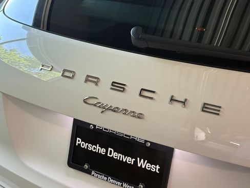 Used 2015 Porsche Cayenne Diesel AWD/4WD image 12