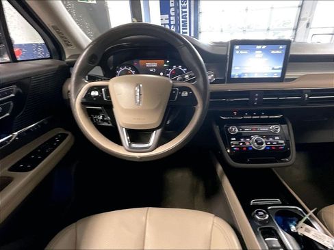 Used 2020 Lincoln Corsair AWD w/ Equipment Group 101A image 17