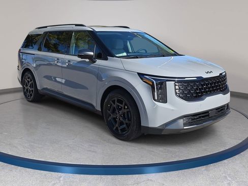 New 2026 Kia Carnival SX Prestige FWD image 3