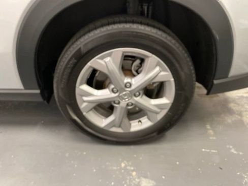 Used 2024 Honda HR-V LX image 27