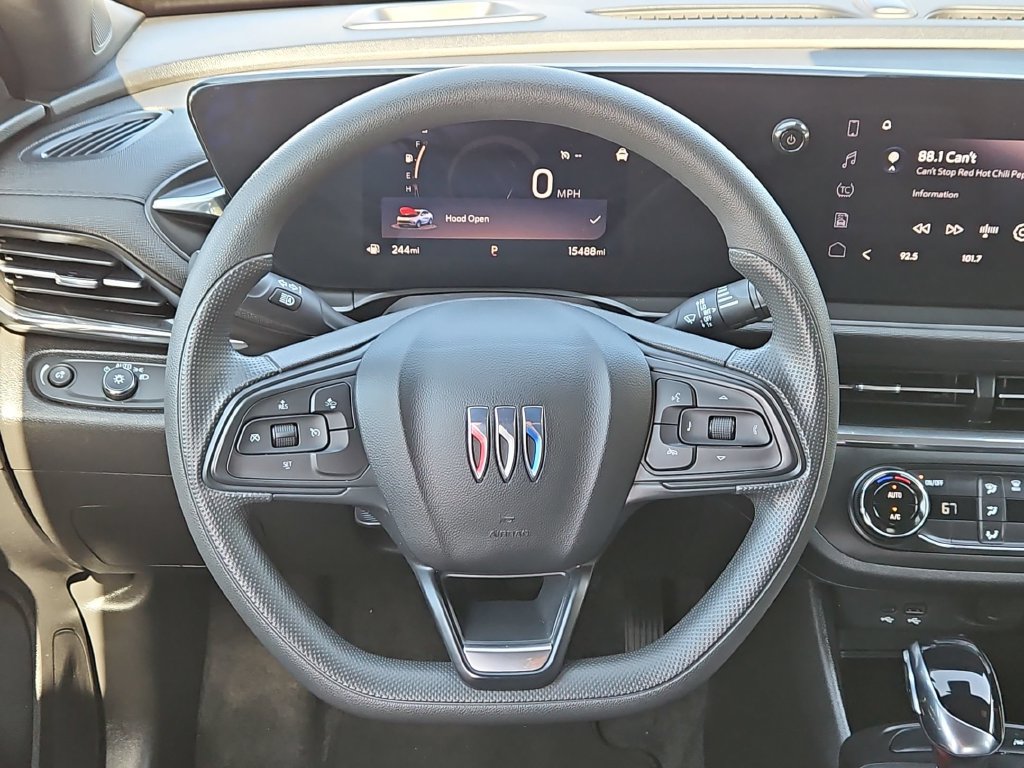 Used 2026 Buick Envista Preferred FWD image 23