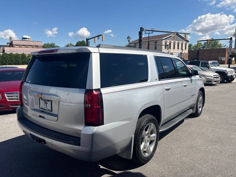 Used 2016 Chevrolet Suburban LT AWD/4WD image 5