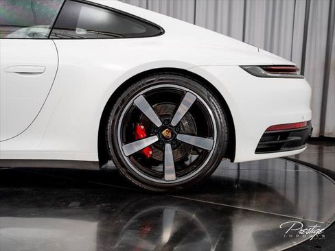 Used 2024 Porsche 911 Carrera S RWD image 8