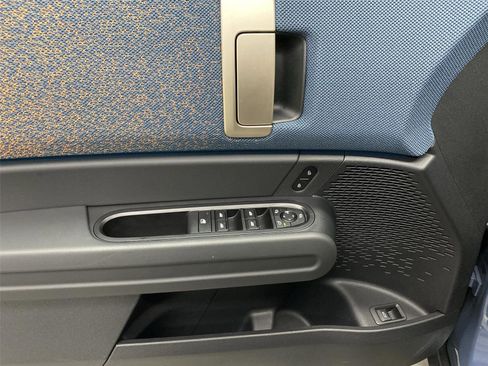 Certified 2025 MINI Cooper Countryman S w/ Comfort Package Max image 19