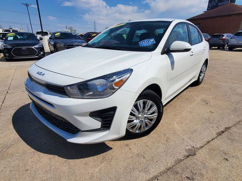 Used 2022 Kia Rio S image 3