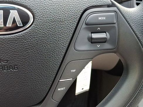 Used 2015 Kia Forte LX FWD image 26