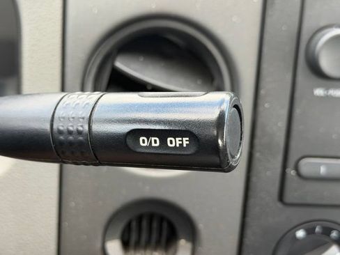 Used 2007 Ford F150 2WD Regular Cab image 4