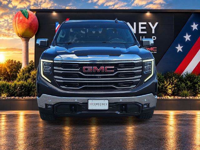 Used 2023 GMC Sierra 1500 SLT w/ SLT Premium Plus Package AWD/4WD image 8