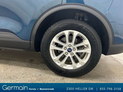 Used 2020 Ford Escape SE image 14