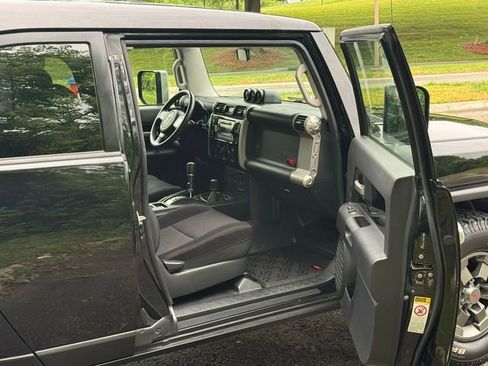 Used 2007 Toyota FJ Cruiser 4WD image 21