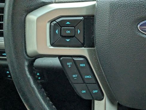 Used 2020 Ford F250 Lariat w/ Lariat Ultimate Package image 4