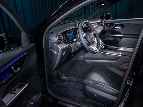 Certified 2026 Mercedes-Benz GLC 300 image 10