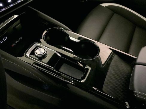 Used 2025 Buick Envision Sport Touring image 17